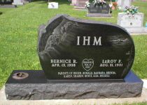 L.Ihm monument (Jet Black)
